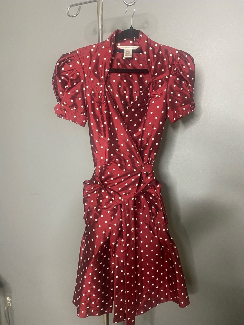 "The Betty" Diane von Furstenberg Silk Tafetta Wrap Dress Sz 8 - Picture 4 of 7
